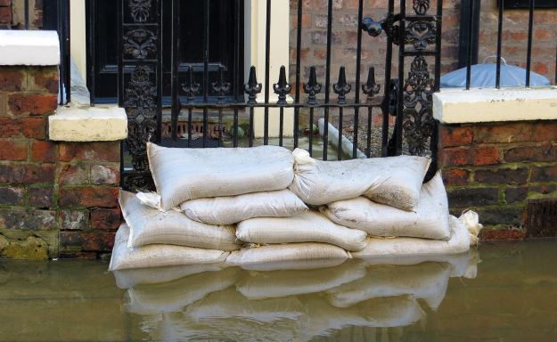 Professional Flood Restoration Cleaning Leighton Buzzard